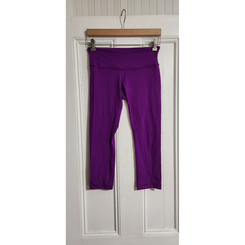 Lululemon Wunder Under Crop Purple Leggings Size 6 Yogaโ Training Pants